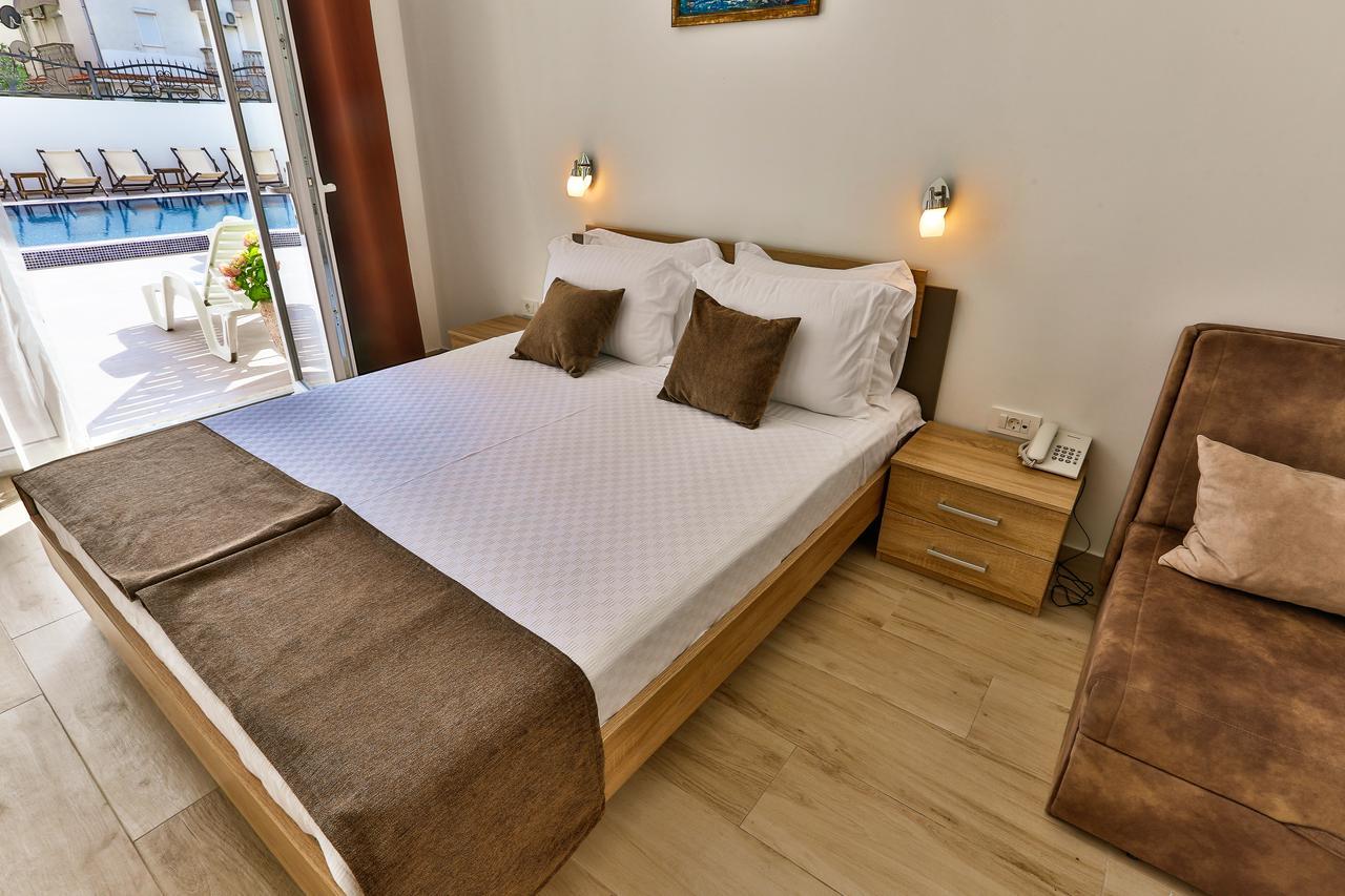 Hotel Akapulco ซูโตมอเร ภายนอก รูปภาพ