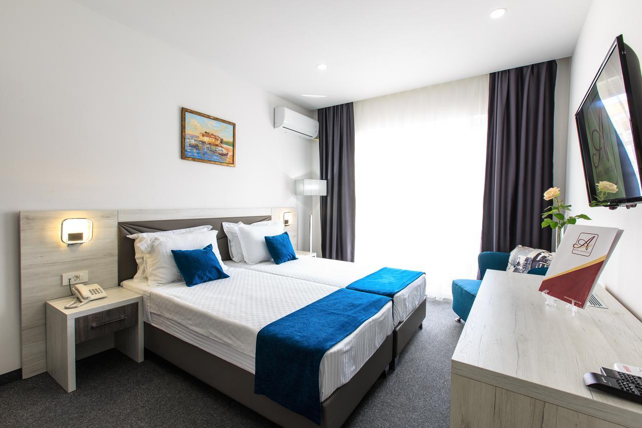 Hotel Akapulco ซูโตมอเร ภายนอก รูปภาพ